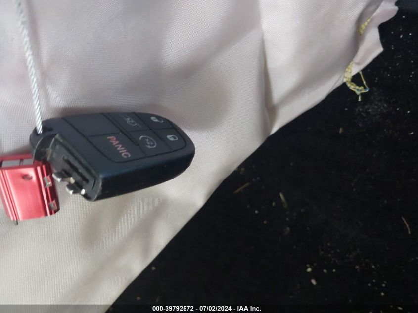 2015 Jeep Grand Cherokee Limited VIN: 1C4RJEBG9FC903587 Lot: 39792572