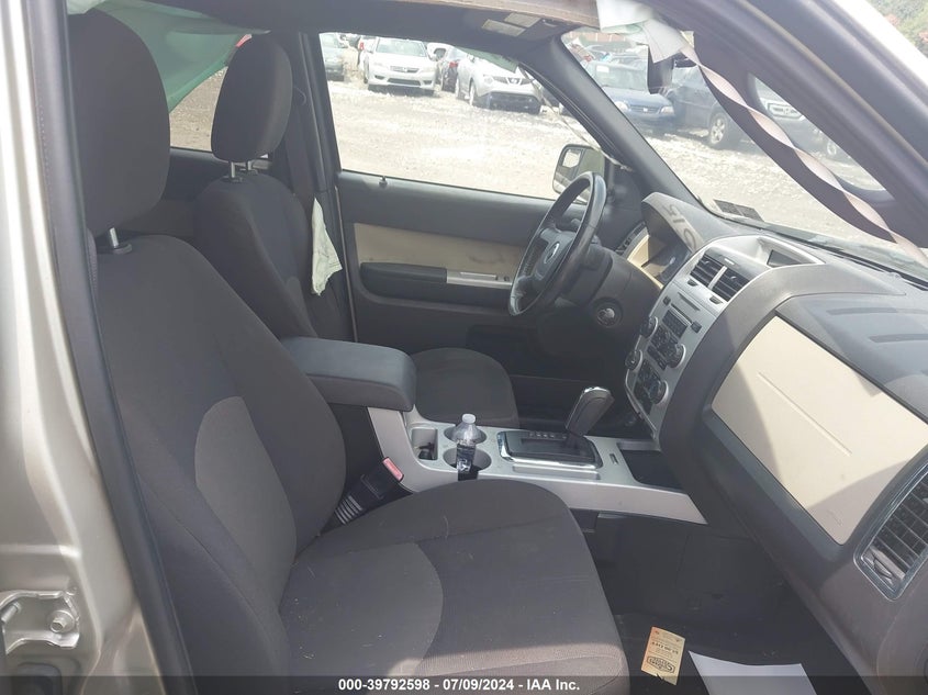 2011 Mercury Mariner VIN: 4M2CN8B79BKJ01515 Lot: 39792598