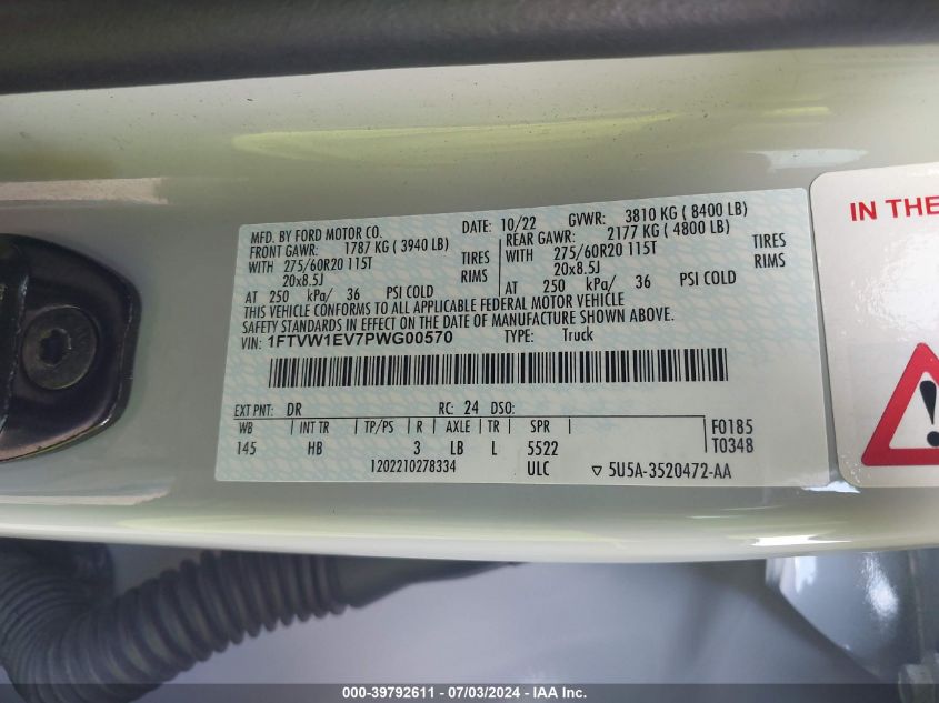 2023 Ford F-150 Lightning Lariat VIN: 1FTVW1EV7PWG00570 Lot: 39792611