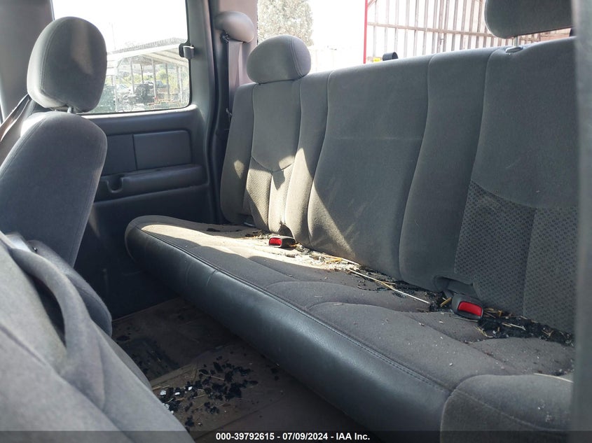 2005 Chevrolet Silverado 1500 Z71 VIN: 2GCEK19B551160266 Lot: 39792615