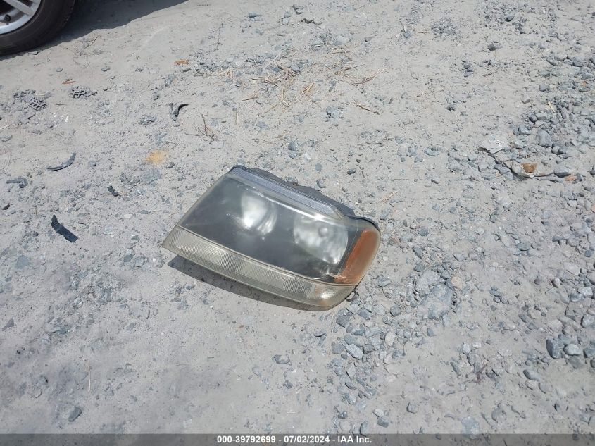 2002 Jeep Grand Cherokee Laredo VIN: 1J4GX48S12C309981 Lot: 39792699