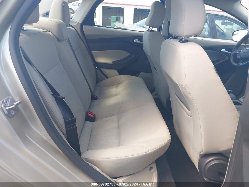 2017 Ford Focus Se VIN: 1FADP3F25HL336766 Lot: 39792753