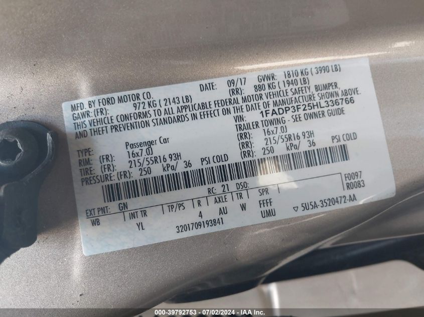 2017 Ford Focus Se VIN: 1FADP3F25HL336766 Lot: 39792753