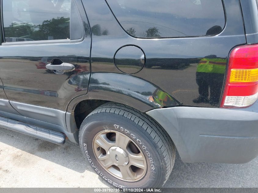 2005 Ford Escape Xls VIN: 1FMCU92Z55KB85560 Lot: 39792795