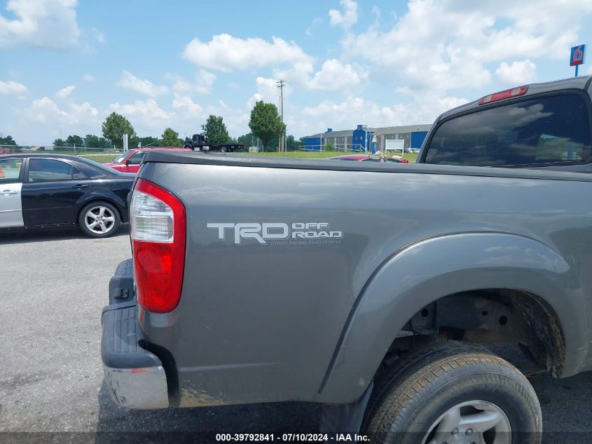 2004 Toyota Tundra Sr5 V8 VIN: 5TBDT44174S439498 Lot: 39792841