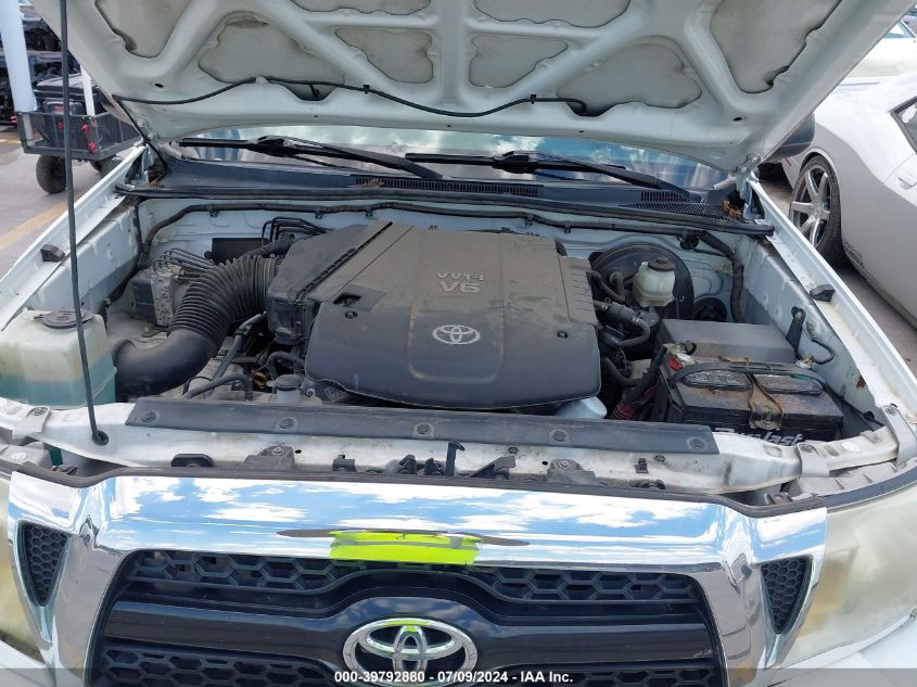 2011 Toyota Tacoma Prerunner V6 VIN: 5TFKU4HNXBX001090 Lot: 39792880