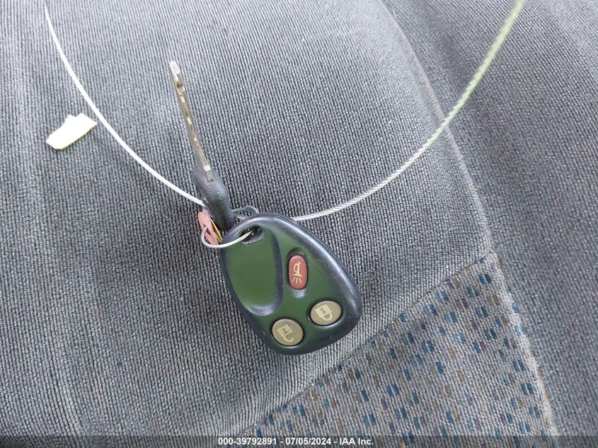 2004 Chevrolet Silverado 1500 Z71 VIN: 1GCEK19T24E216878 Lot: 39792891