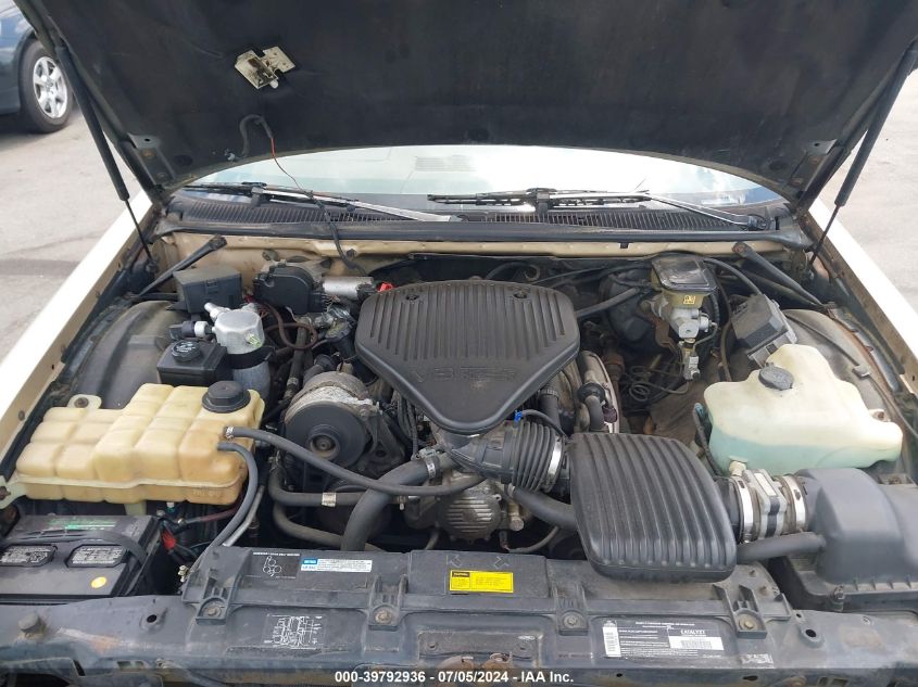 1994 Buick Roadmaster VIN: 1G4BN52P9RR403223 Lot: 39792936