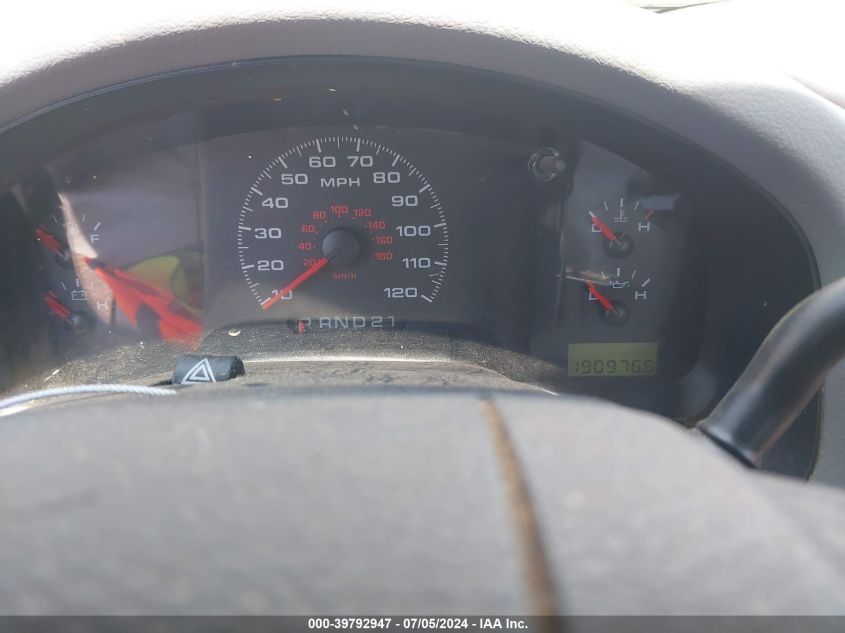 2005 Ford F-150 Fx4/Xl/Xlt VIN: 1FTRF14575NB52675 Lot: 39792947