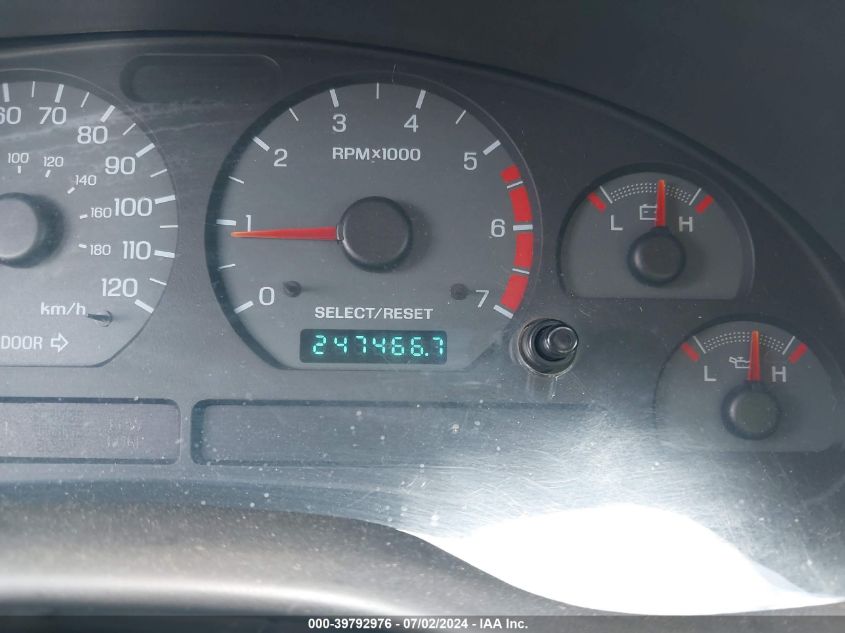 2000 Ford Mustang VIN: 1FAFP4041YF159382 Lot: 39792976