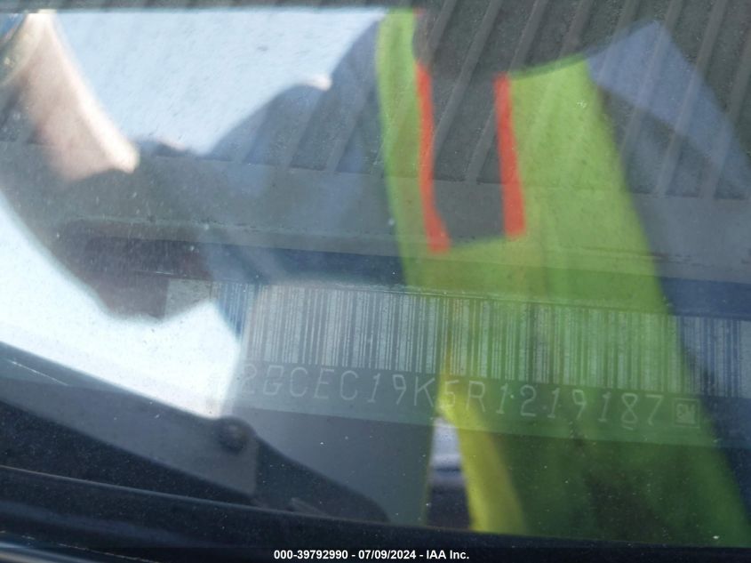 1994 Chevrolet Gmt-400 C1500 VIN: 2GCEC19K5R1219187 Lot: 39792990