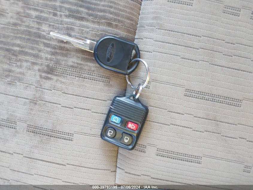 2009 Ford Focus Se VIN: 1FAHP35N49W181348 Lot: 39793195