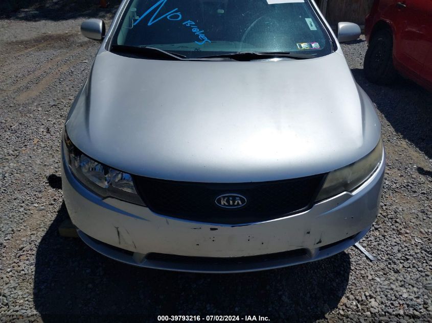 2010 Kia Forte Lx VIN: KNAFT4A21A5818072 Lot: 39793216