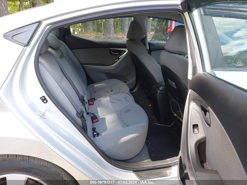 2012 Hyundai Elantra Gls (Ulsan Plant) VIN: KMHDH4AE8CU176055 Lot: 39793217