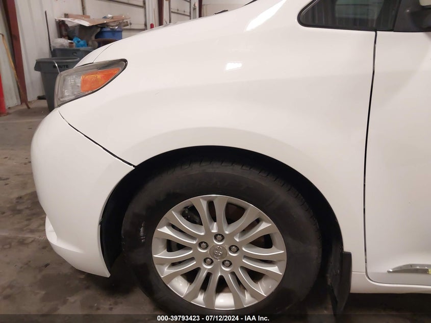 2012 Toyota Sienna Xle V6 8 Passenger VIN: 5TDYK3DC3CS212959 Lot: 39793423