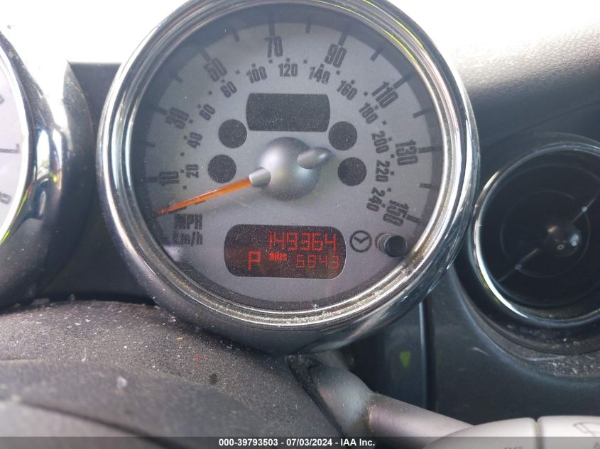 2005 Mini Cooper VIN: WMWRF33425TG11921 Lot: 39793503