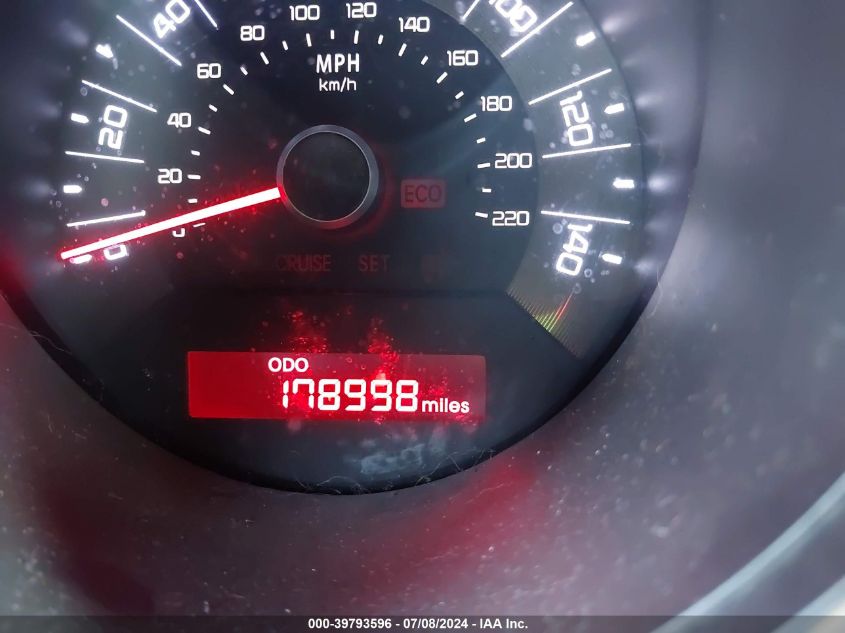 2011 Kia Soul VIN: KNDJT2A13B7301547 Lot: 39793596