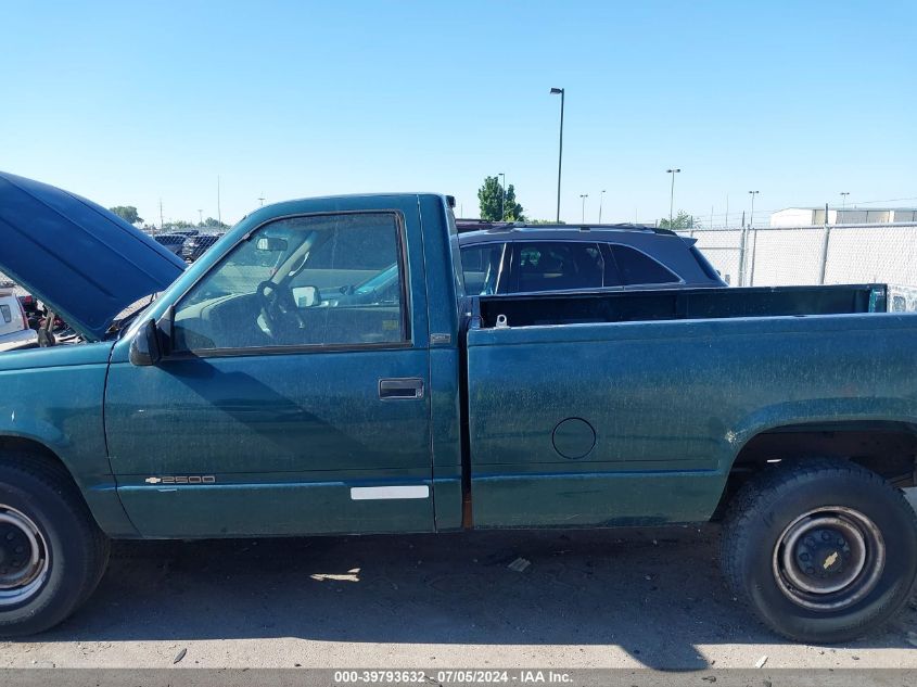 1995 Chevrolet Gmt-400 C2500 VIN: 1GCGC24K4SZ270120 Lot: 39793632