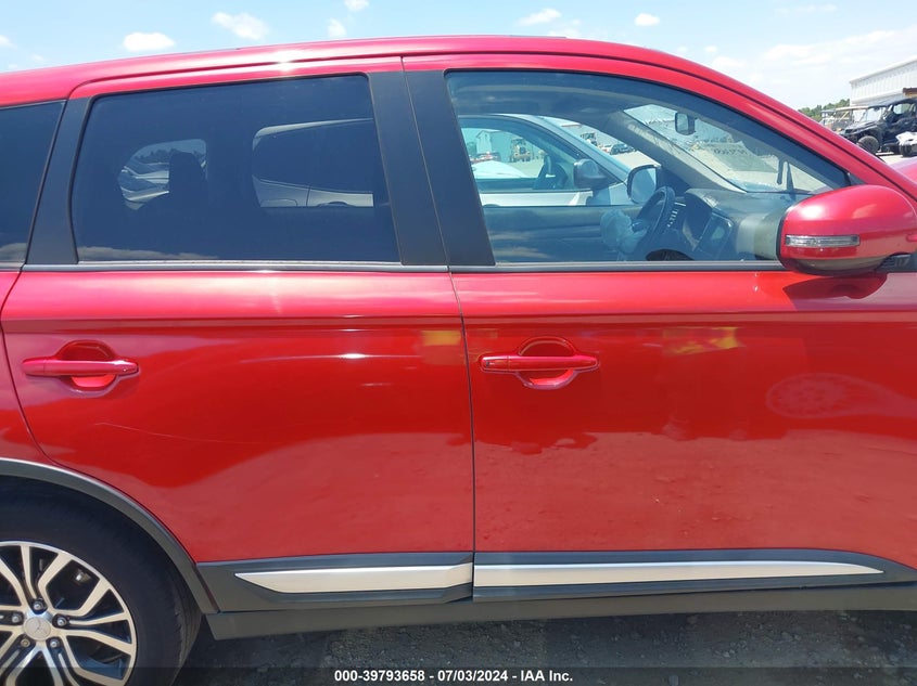 2018 Mitsubishi Outlander Se VIN: JA4AD3A38JZ001133 Lot: 39793658