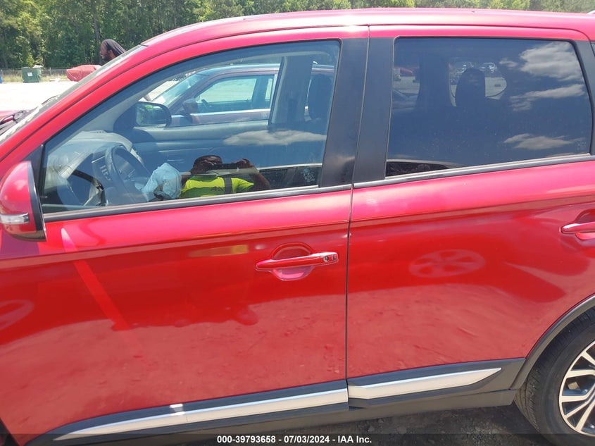 2018 Mitsubishi Outlander Se VIN: JA4AD3A38JZ001133 Lot: 39793658