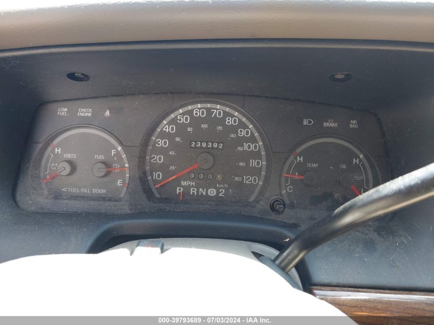 2004 Ford Crown Victoria Lx VIN: 2FAFP74WX4X115117 Lot: 42810045