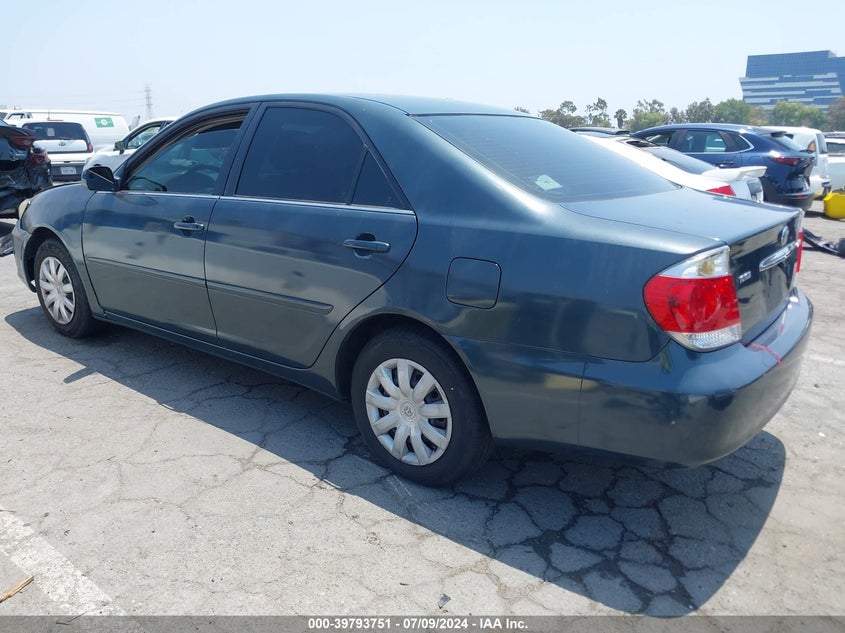 2005 Toyota Camry Le VIN: 4T1BE32K25U022636 Lot: 39793751