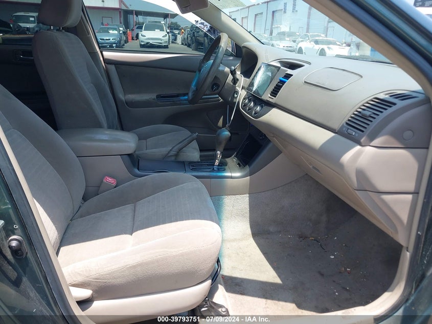 4T1BE32K25U022636 2005 TOYOTA CAMRY photo no. 5