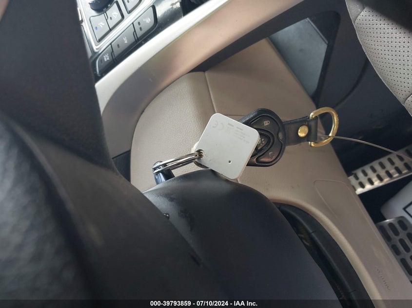 2013 Hyundai Elantra Gt VIN: KMHD35LE2DU060238 Lot: 39793859