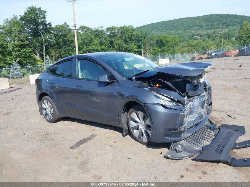 7SAYGDEE0PA119477 2023 TESLA MODEL Y - Image 1