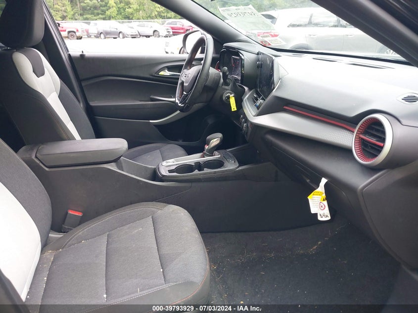 VIN KL77LGE26RC024921 2024 CHEVROLET TRAX FWD 1RS