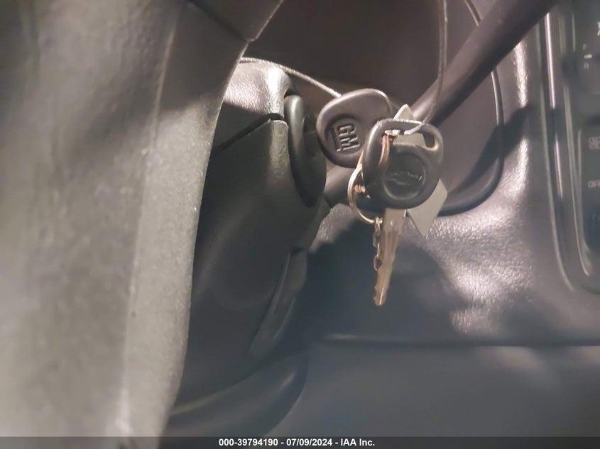 2002 Chevrolet Silverado 1500 K1500 VIN: 1GCEK14WX2Z162611 Lot: 39794190