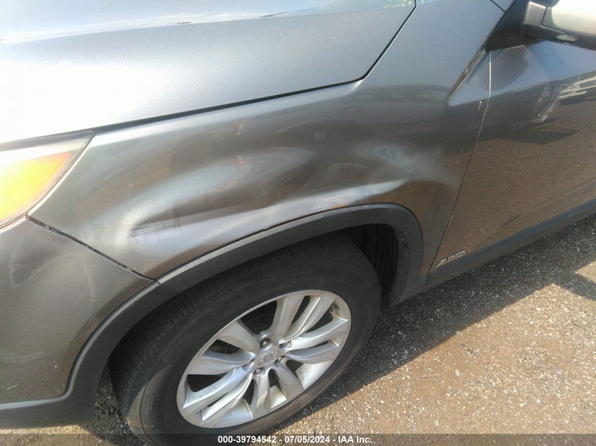 2011 Kia Sorento Lx V6 VIN: 5XYKTDA27BG176855 Lot: 39794542