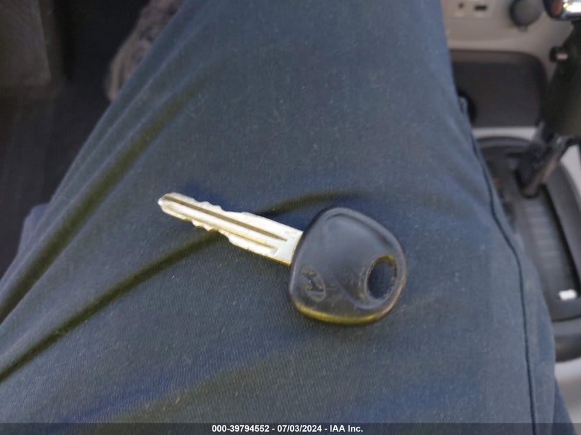 2010 Hyundai Accent Gls VIN: KMHCN4AC8AU443923 Lot: 39794552