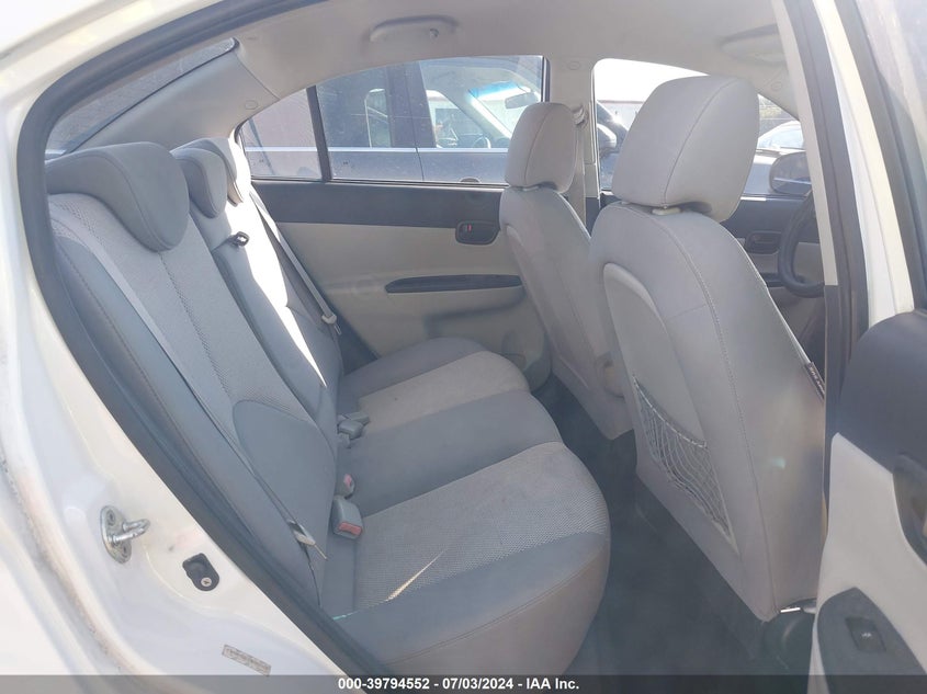 2010 Hyundai Accent Gls VIN: KMHCN4AC8AU443923 Lot: 39794552