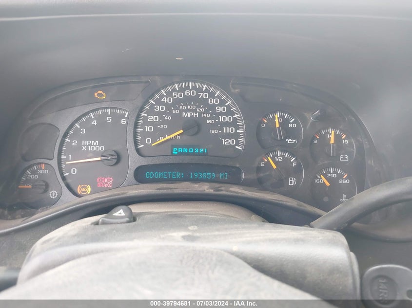 2005 Chevrolet Silverado 2500Hd C2500 Heavy Duty VIN: 1GCHC23U45F968787 Lot: 39794681