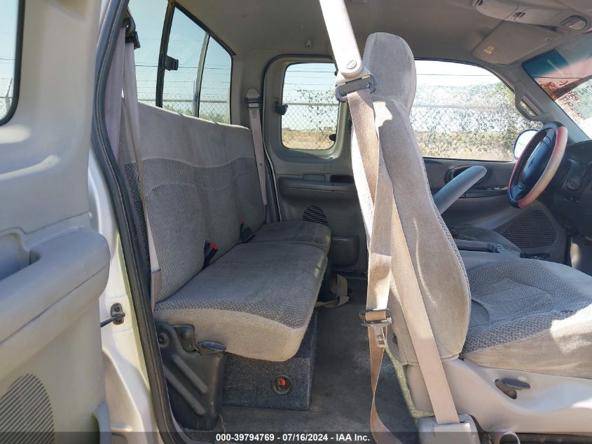 2000 Ford F-150 Lariat/Work Series/Xl/Xlt VIN: 1FTRX18L8YKA66643 Lot: 39794769