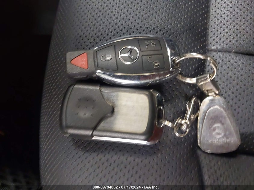 2012 Mercedes-Benz E 550 4Matic VIN: WDDHF9BB8CA532802 Lot: 39794862