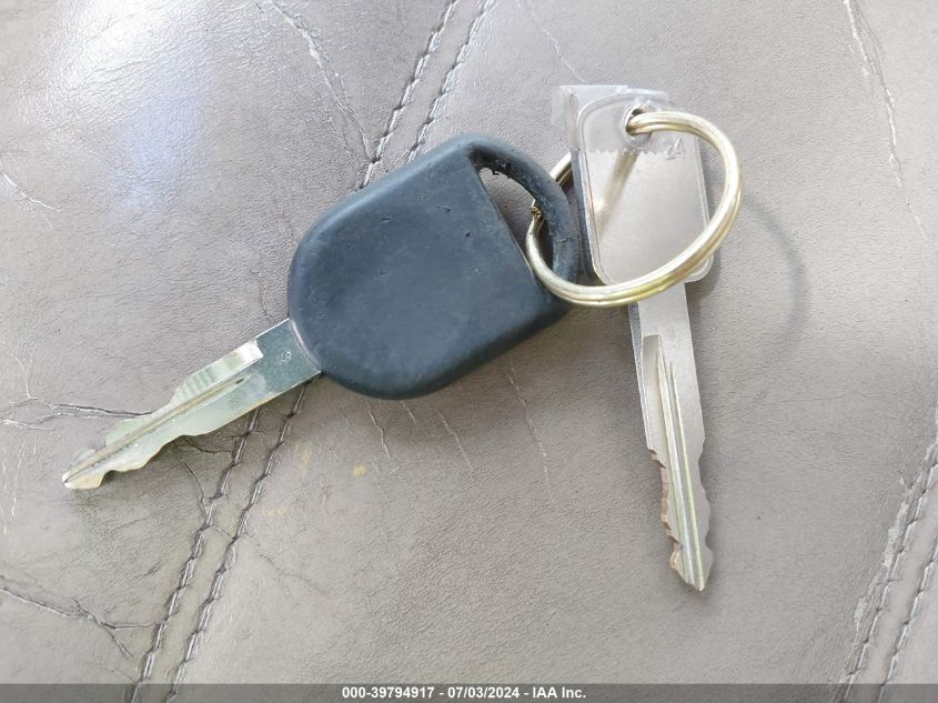 2002 Ford Explorer VIN: 1FMEU733X2A773331 Lot: 39794917