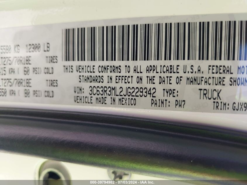 2018 Ram 3500 Laramie Mega Cab 4X4 6'4 Box VIN: 3C63R3ML2JG229342 Lot: 39794982