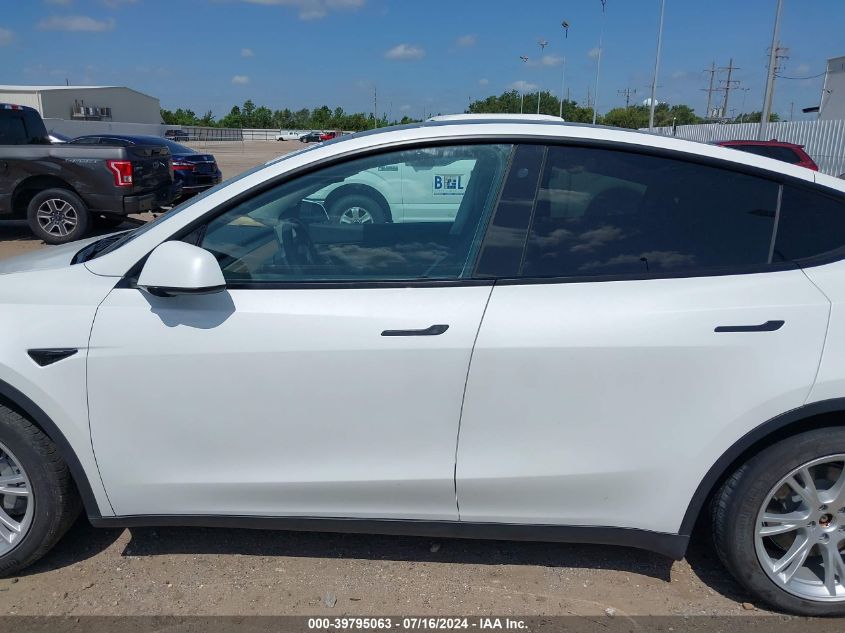 2022 TESLA MODEL Y LONG RANGE DUAL MOTOR ALL-WHEEL DRIVE - 7SAYGDEE5NF375324