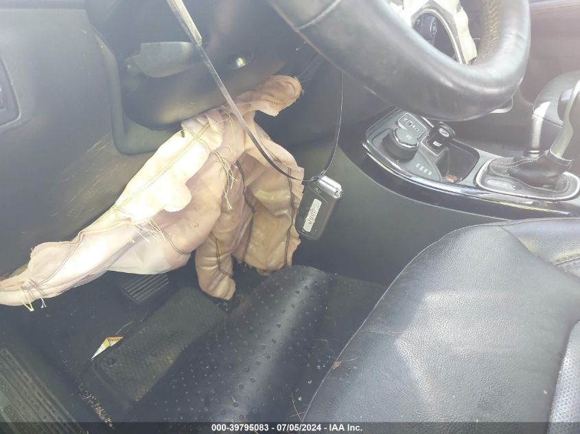 2018 Jeep Compass Limited 4X4 VIN: 3C4NJDCB9JT401915 Lot: 39795083