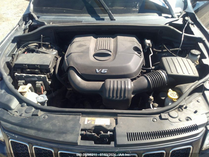 2015 Jeep Grand Cherokee Overland VIN: 1C4RJFCG1FC238317 Lot: 39795211