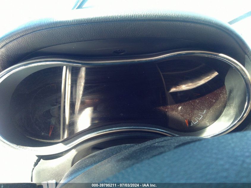 2015 Jeep Grand Cherokee Overland VIN: 1C4RJFCG1FC238317 Lot: 39795211