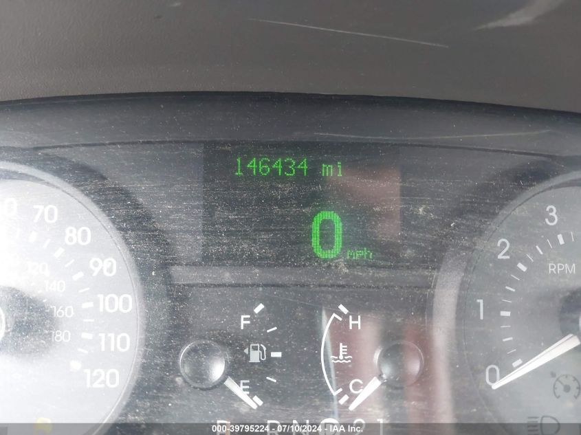 2008 Mercury Grand Marquis Ls VIN: 2MEFM75V98X651554 Lot: 39795224