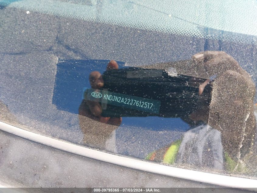 2018 Kia Soul VIN: KNDJN2A22J7612517 Lot: 39795365