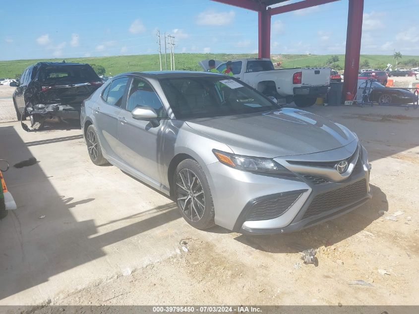 4T1G11AKXMU521741 2021 TOYOTA CAMRY - Image 1