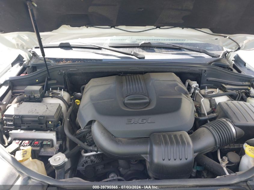 2011 Jeep Grand Cherokee Laredo VIN: 1J4RR4GG5BC736208 Lot: 39795565