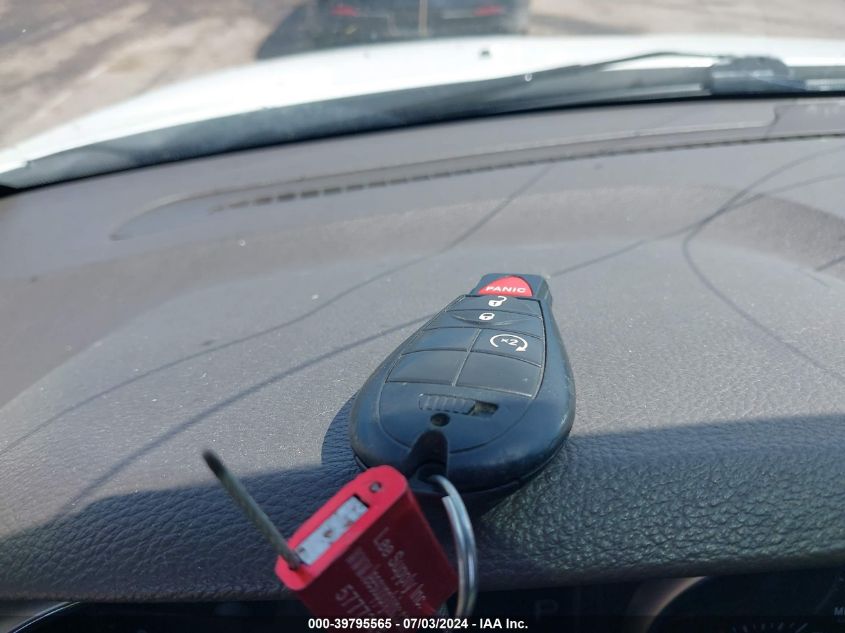 2011 Jeep Grand Cherokee Laredo VIN: 1J4RR4GG5BC736208 Lot: 39795565