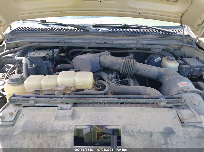 2000 Ford F-250 Lariat/Xl/Xlt VIN: 1FTNX21S7YEE52586 Lot: 39795581