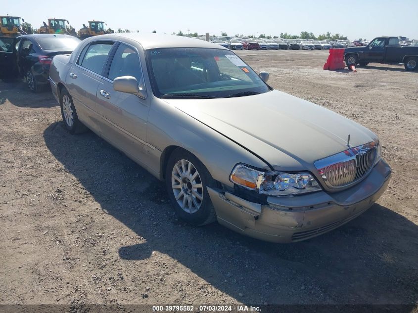 2006 Lincoln Town Car Signature VIN: 1LNHM81W56Y620311 Lot: 39795582
